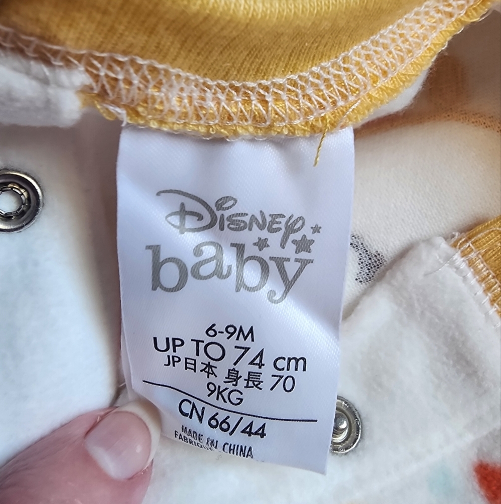NWT Disney Winnie the Pooh And Friends Blanket Sleeper - Picture 3 of 4